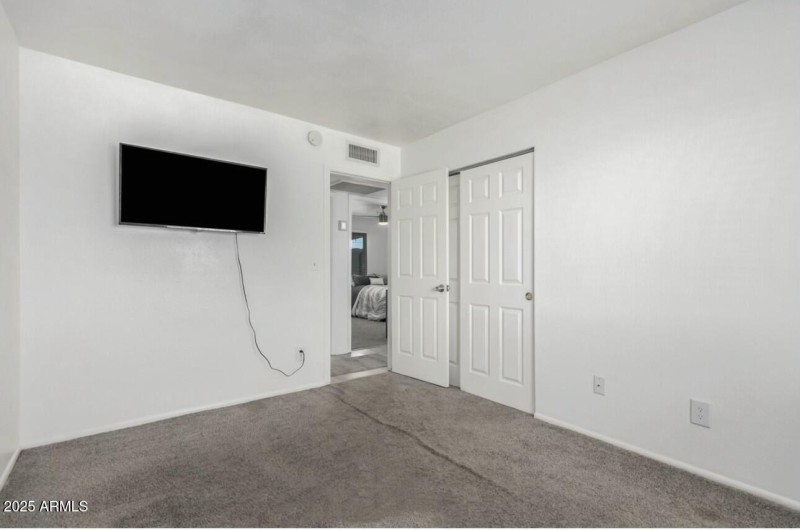 5E0269C9-0F1C-4A45-AFDA-BF123156B1D0