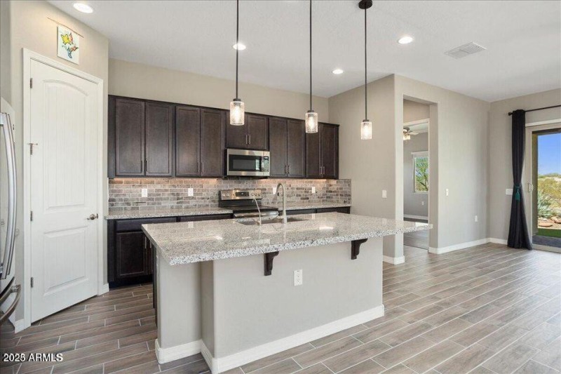 20230701182515144877000000-o