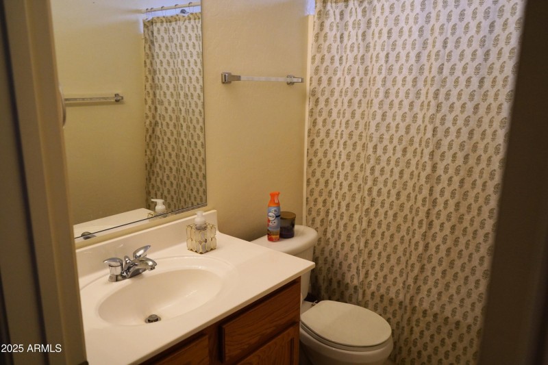 2nd Bathroom