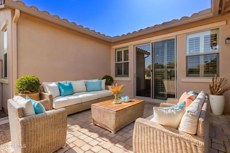 Side Patio Virtual