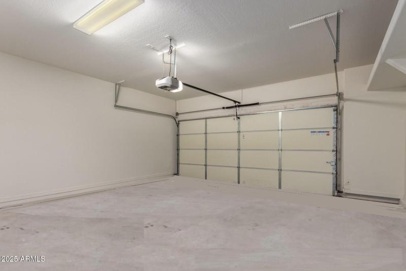 20250421222212806105000000-o