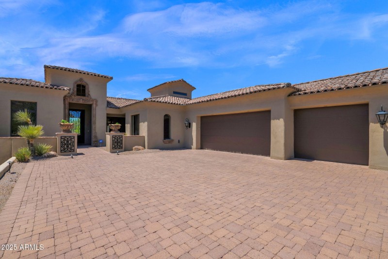 oversized 3 car garage