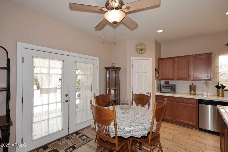 Breakfast Nook