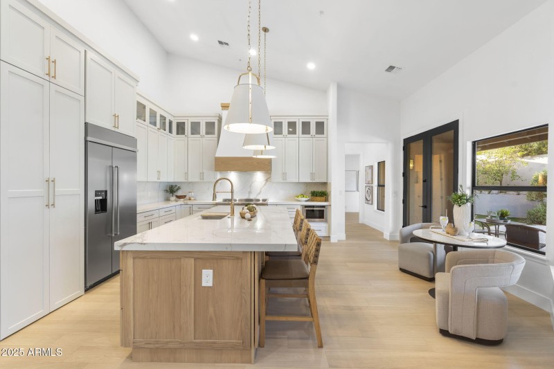 Hidden Butler's Pantry