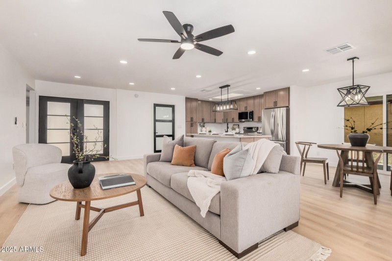07 Saddletree