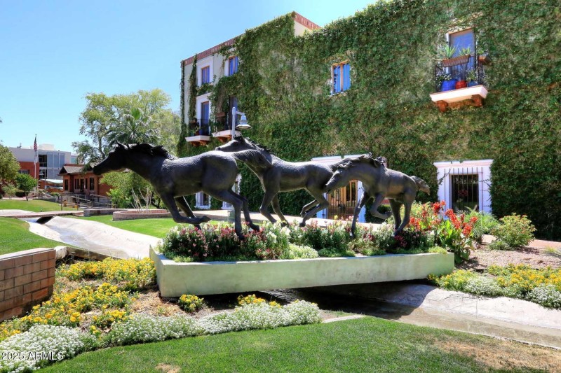 Civic Center Mall-Entry