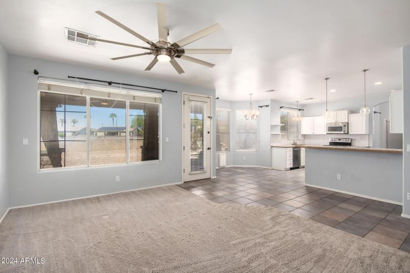 Family Room to Kitchen & Breakfast Nook