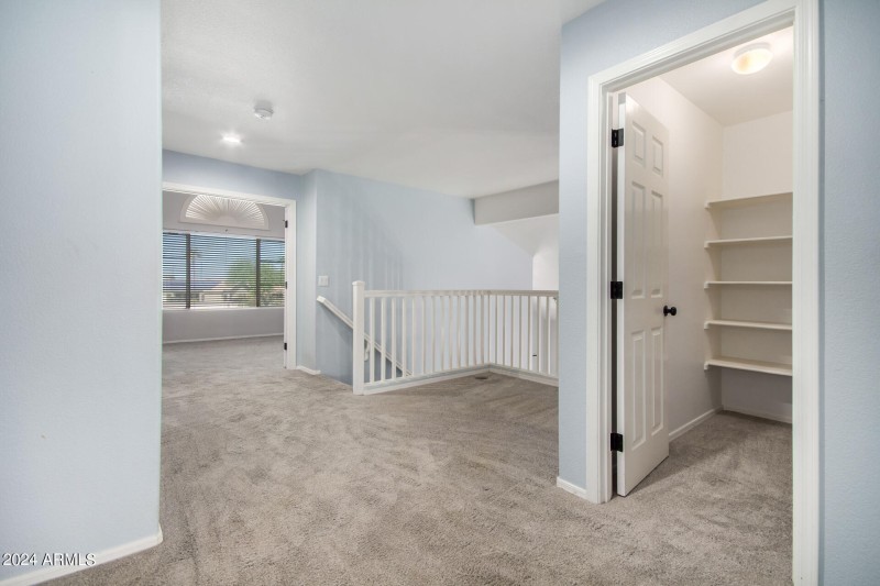 Upstairs loft area with view of Linen-St