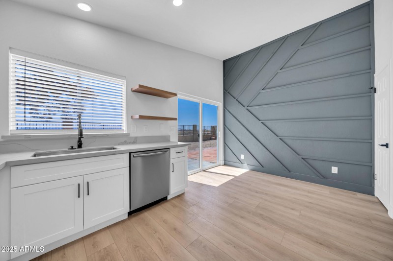 8742 N 114th Ave-91_(2048)