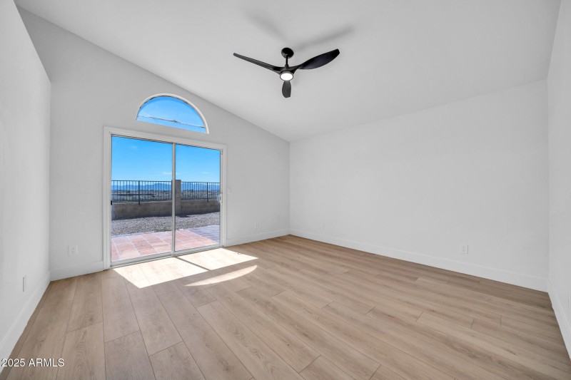 8742 N 114th Ave-96_(2048)