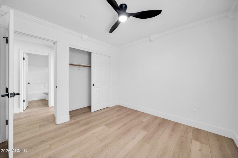8742 N 114th Ave-100_(2048)