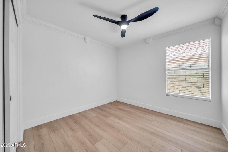 8742 N 114th Ave-104_(2048)