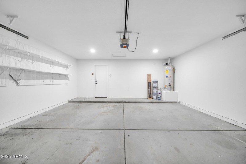 8742 N 114th Ave-106_(2048)