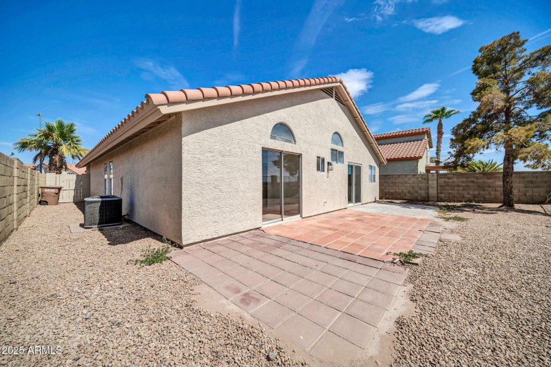 8742 N 114th Ave-108_(2048)