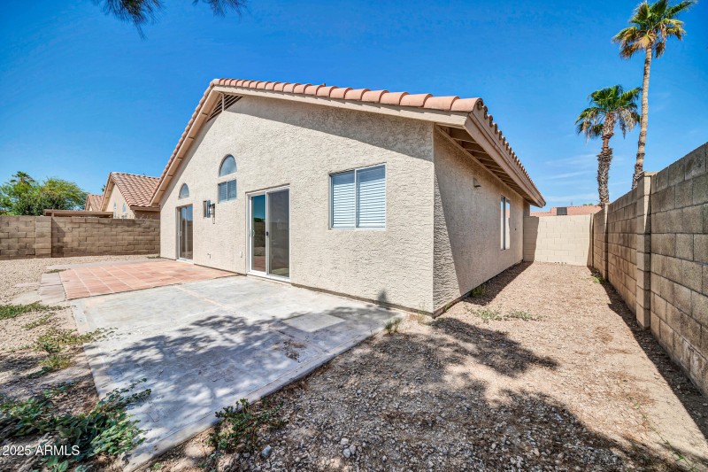 8742 N 114th Ave-110_(2048)