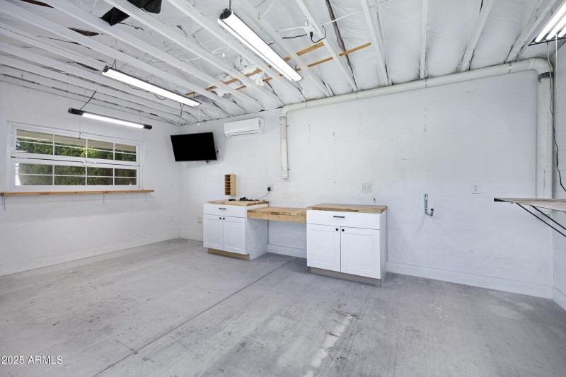 14842 N 38th St-30