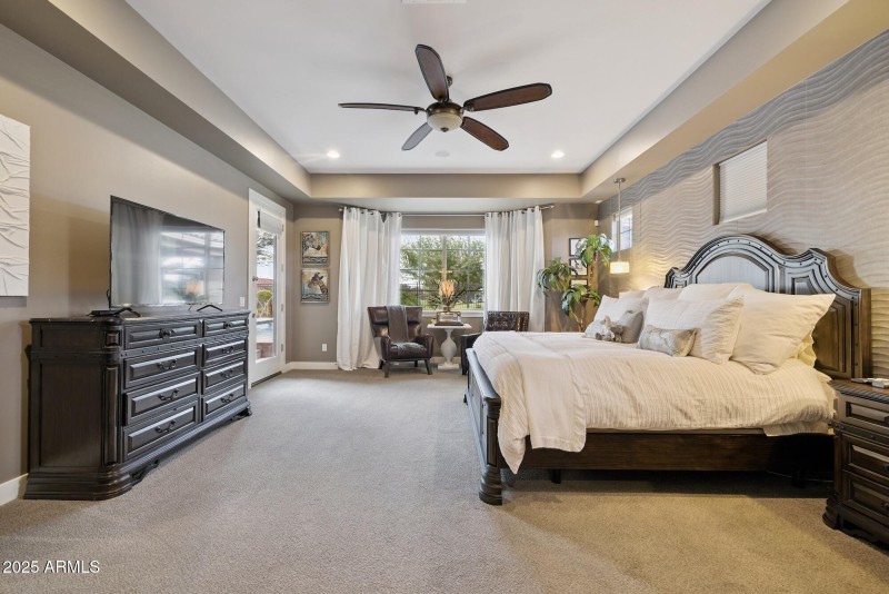 24 Master Ensuite