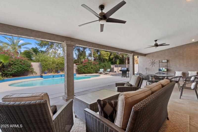 Large Covered Patio overlooking pool