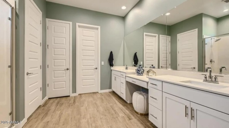 Owners Bath