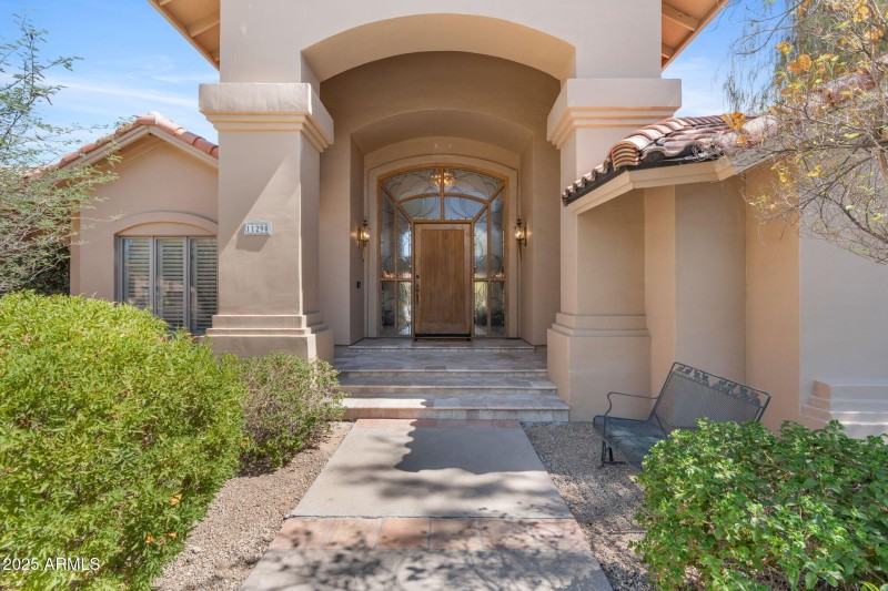 4-web-or-mls-11290-e-cochise-dr