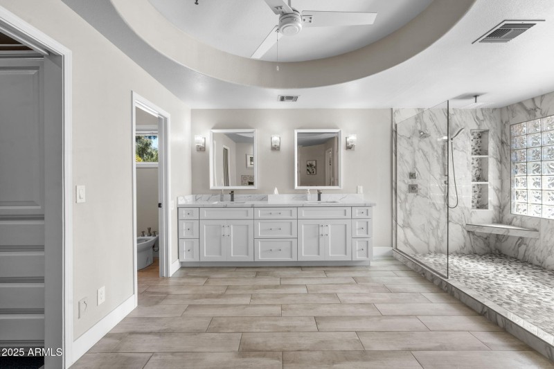 27-web-or-mls-11290-e-cochise-dr