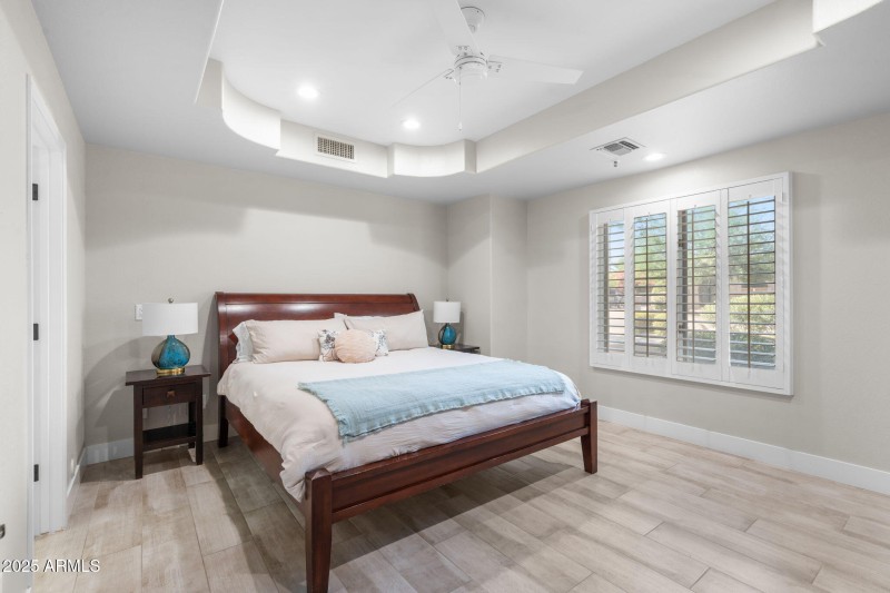 35-web-or-mls-11290-e-cochise-dr