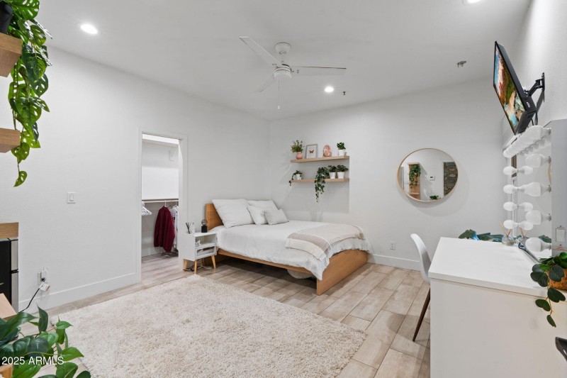 38-web-or-mls-11290-e-cochise-dr