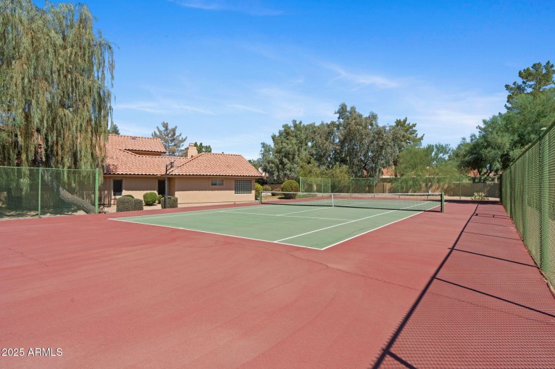 54-web-or-mls-11290-e-cochise-dr