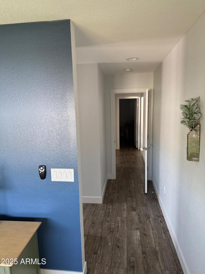 Hallway between bedrooms