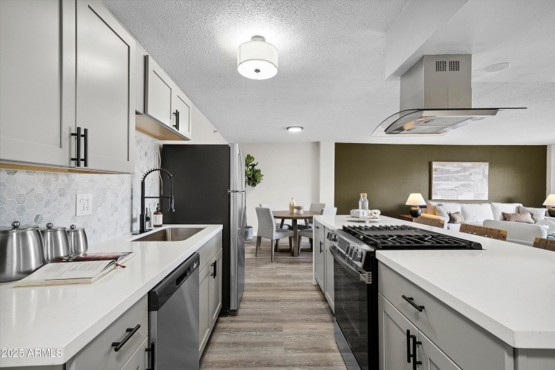 07-Kitchen