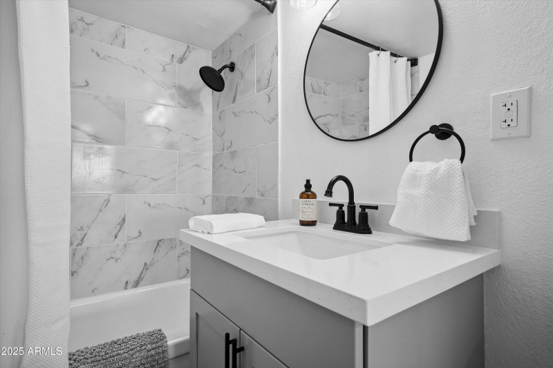 23-Primary Bathroom