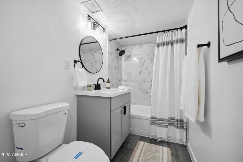 24-Bathroom