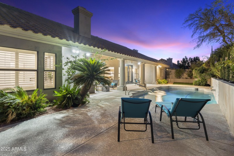 Backyard/Pool