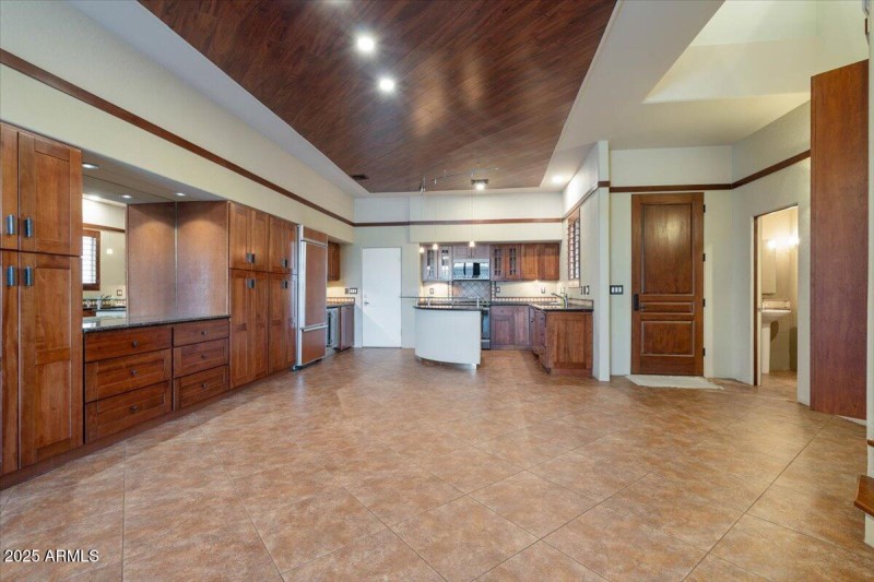 Dining and Kitchen (2)
