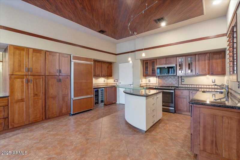 Kitchen (1)