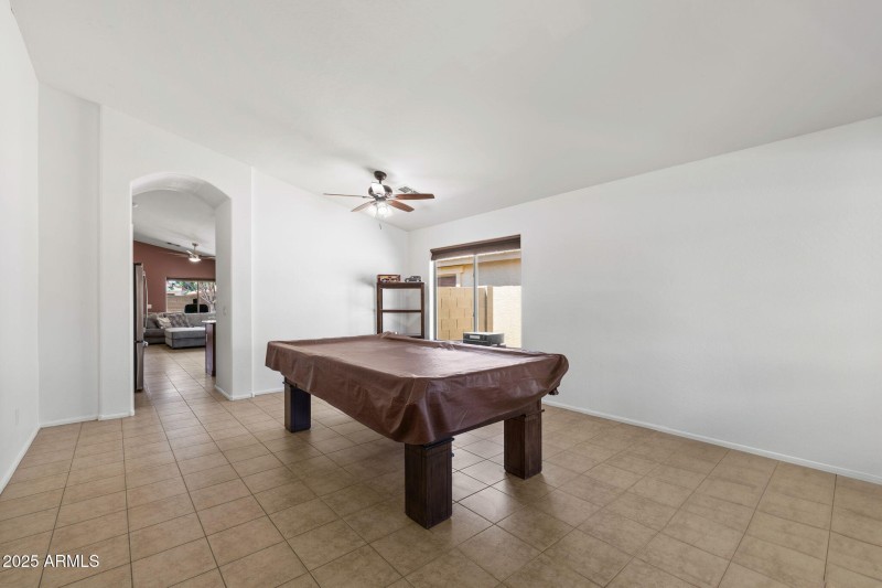 03__41313 W Thornberry Ln