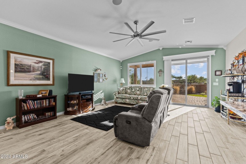 24-web-or-mls-DSC09890