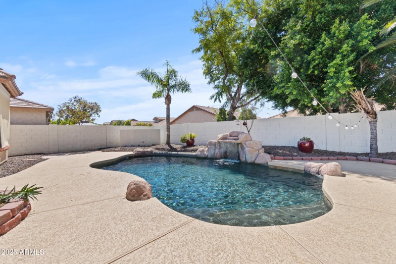 5231 w desert hollow dr-38