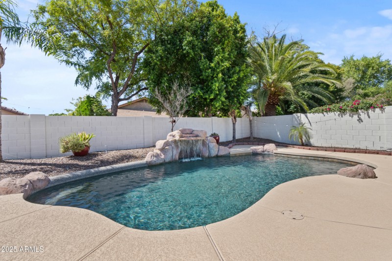 5231 w desert hollow dr-37