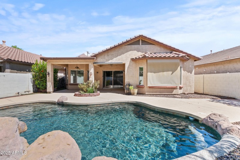 5231 w desert hollow dr-36