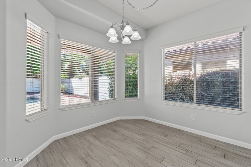 5231 w desert hollow dr-24