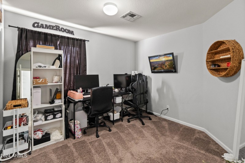 10226 N 93rd Dr-21