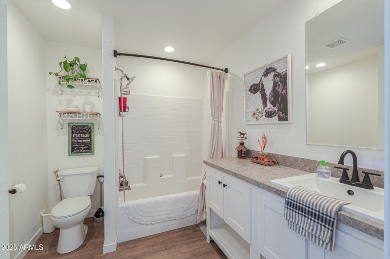 Bathroom 2