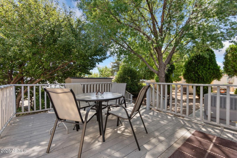 Elevated deck