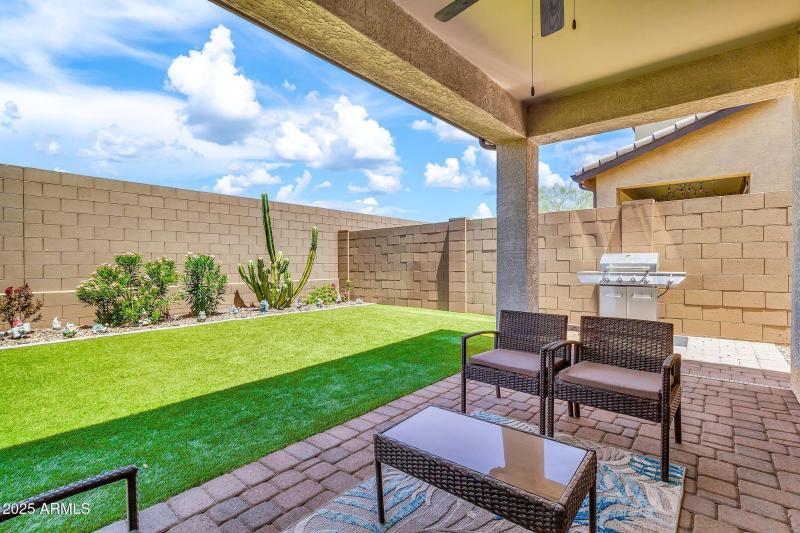 1255 N Arizona Ave 1252-42