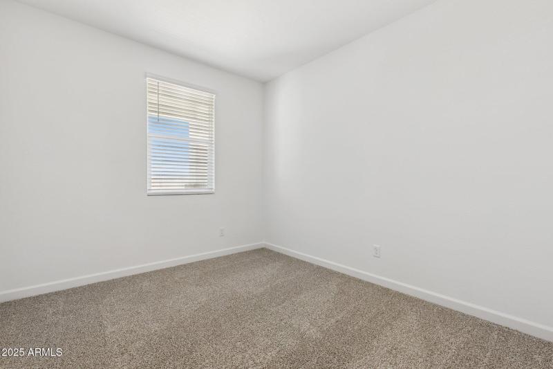 19-web-or-mls-17824-w-vogel-ave-lot-165-