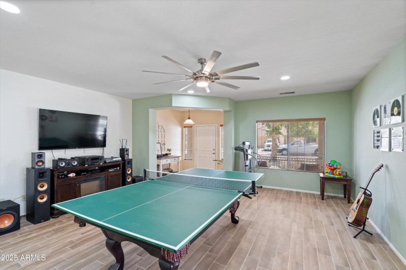 08-Living Room