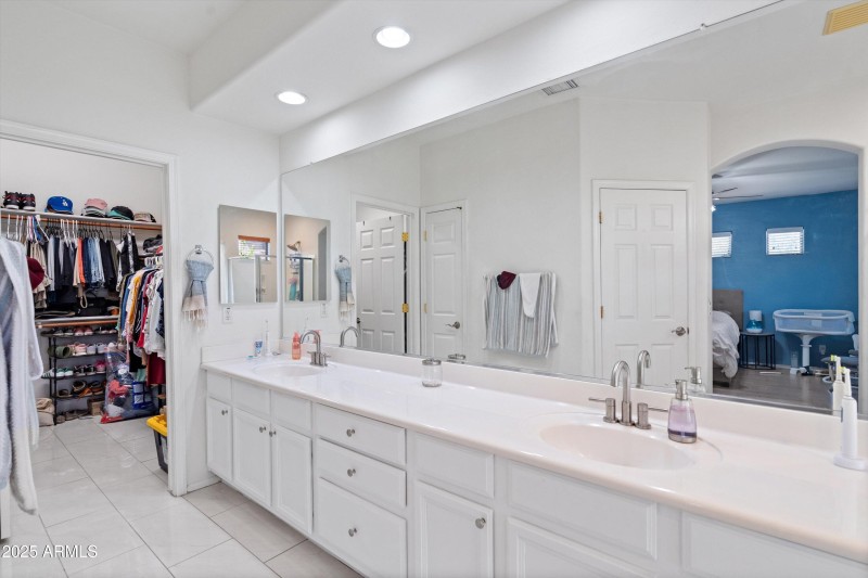 29-Primary Bathroom