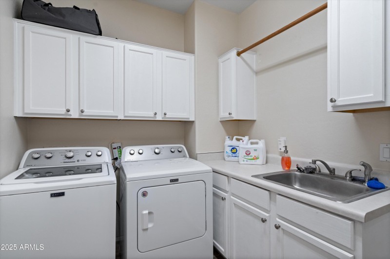 38-Laundry Room