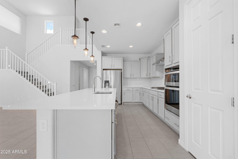 Kitchen 4